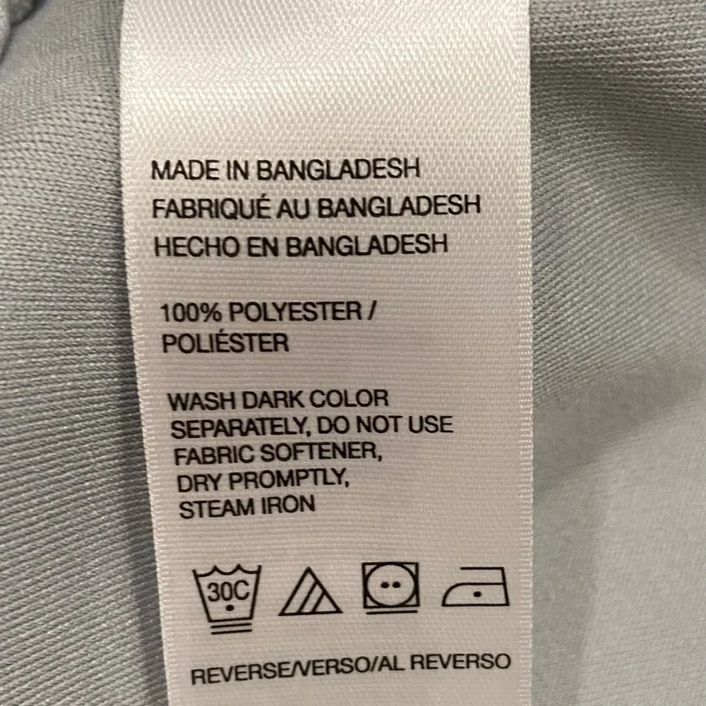 Izod 18” Golf Skort in Light Gray 16 - Picture 7 of 7